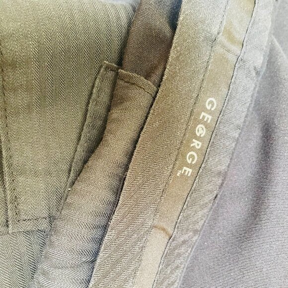 George Mens Dress Pants Black Polyester Rayon Blend Relaxed Fit Size 36x32 - Picture 4 of 13